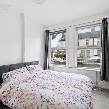 Cosy Tottenham Apartment Sleeps 4 ロンドン エクステリア 写真